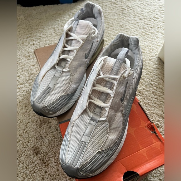 Nike Air turbulence sneakers shoes running max white metallic silver 9 40.5 - Picture 3 of 9